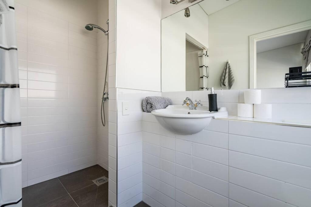 Spacious Penthouse With Spectacular Harbour Views! Auckland Exterior foto